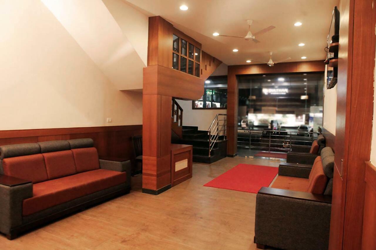 Traders Hotel - Kankanady, 门格洛尔 外观 照片
