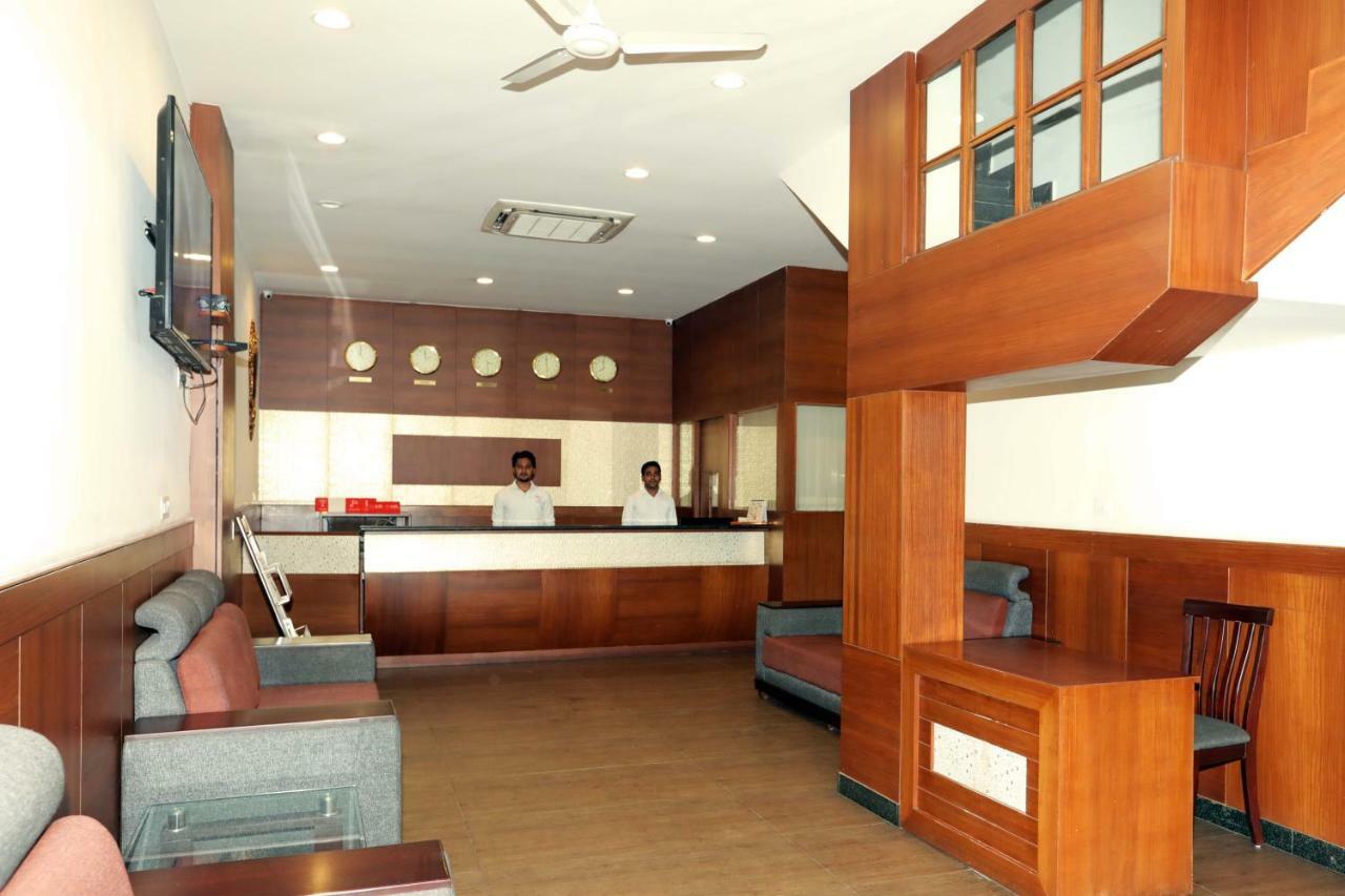 Traders Hotel - Kankanady, 门格洛尔 外观 照片