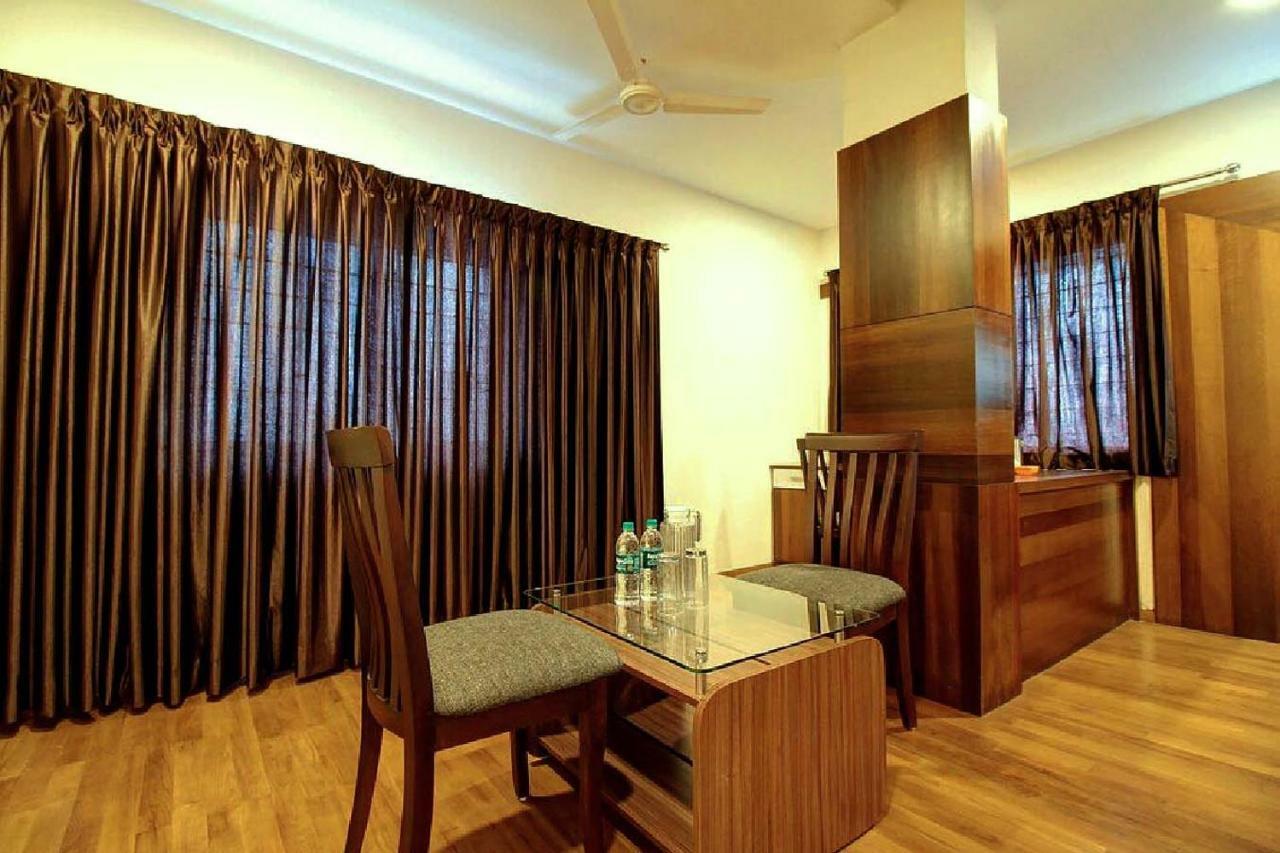 Traders Hotel - Kankanady, 门格洛尔 外观 照片