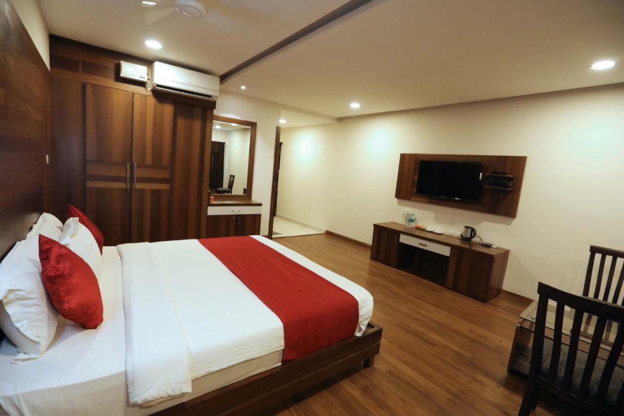 Traders Hotel - Kankanady, 门格洛尔 外观 照片